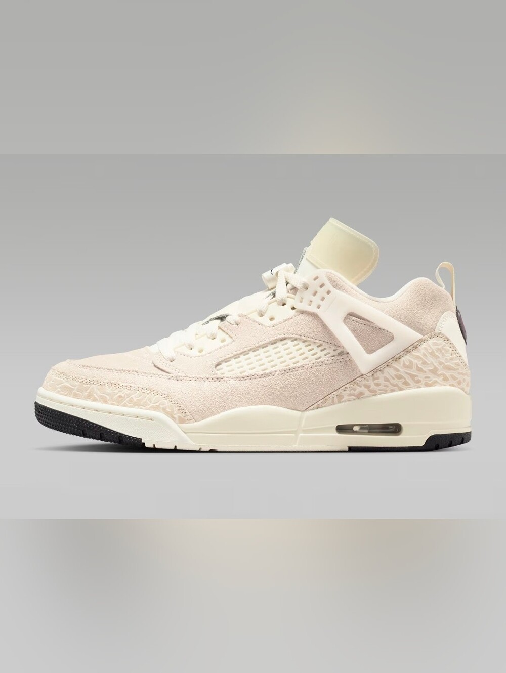 Jordan Retro 4 Sneakers in Cream and Black